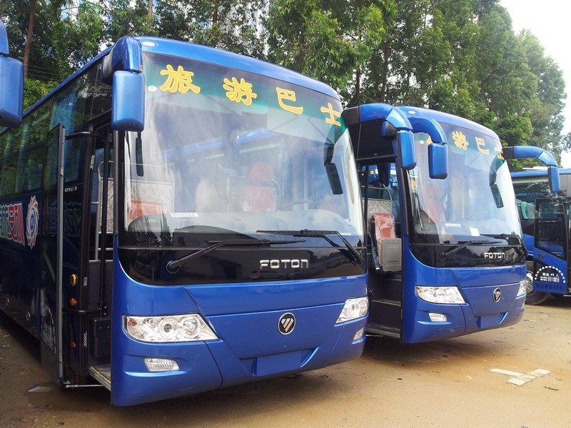 我们在乘坐旅游大巴的时候要注意些什么？